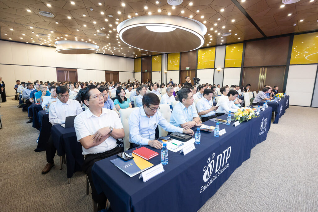 Các giải pháp giáo dục số của DTP thu hút sự quan tâm của các quý đại biểu, chuyên gia trong ngành giáo dục 